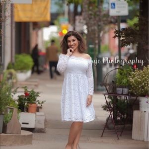 Only worn for 3 hours for a photo shoot